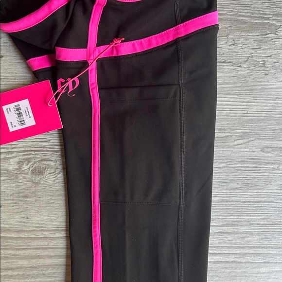 ๐ Contrast Piped High Waist Leggings Juicy Couture Medium NWT - Picture 8 of 12